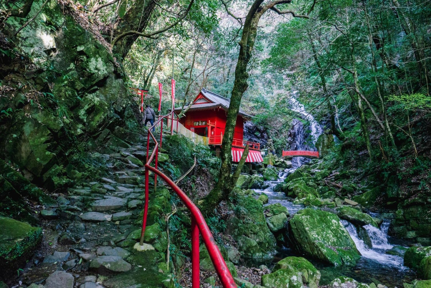 犬鳴山七宝瀧寺